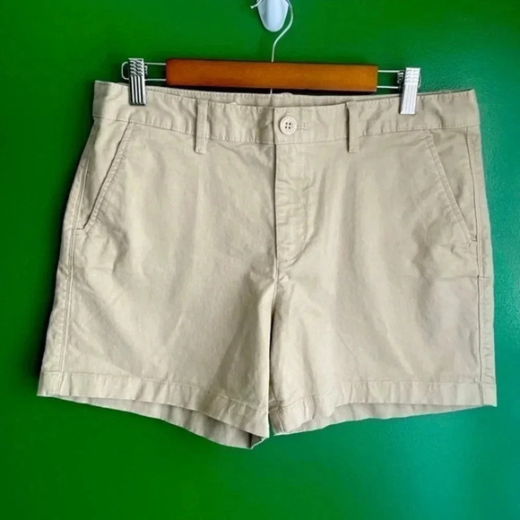 Eddie Bauer High Waist Women Shorts - Tan - Picture 1 of 7
